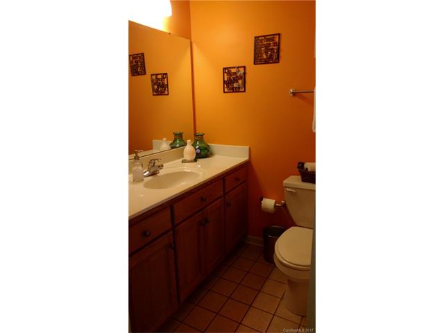 102 Pine St, Maiden, NC 28650 photo 8