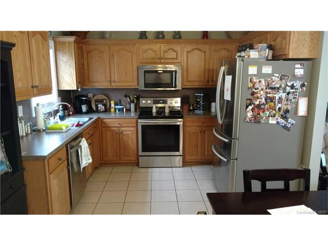 102 Pine St, Maiden, NC 28650 photo 4