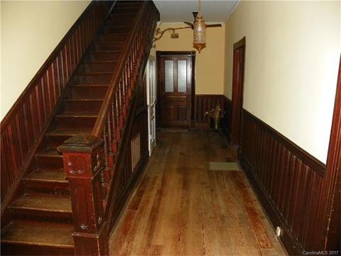 8771 E Franklin St, Mount Pleasant, NC 28124 photo 2