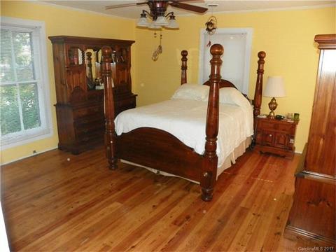 8771 E Franklin St, Mount Pleasant, NC 28124 photo 15