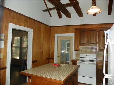 8771 E Franklin St, Mount Pleasant, NC 28124 photo 4