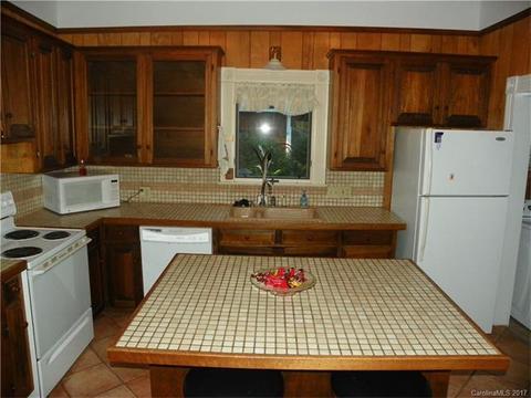 8771 E Franklin St, Mount Pleasant, NC 28124 photo 6