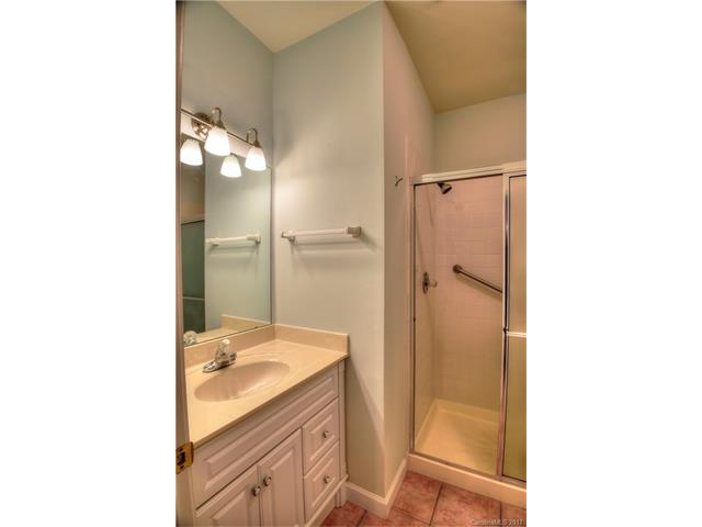 950 Jetton St #4, Davidson, NC 28036 photo 18