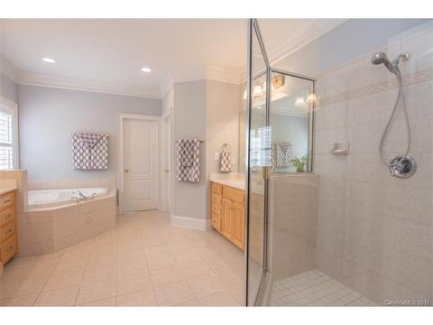6618 Fox Ridge Cir, Davidson, NC 28036 photo 18