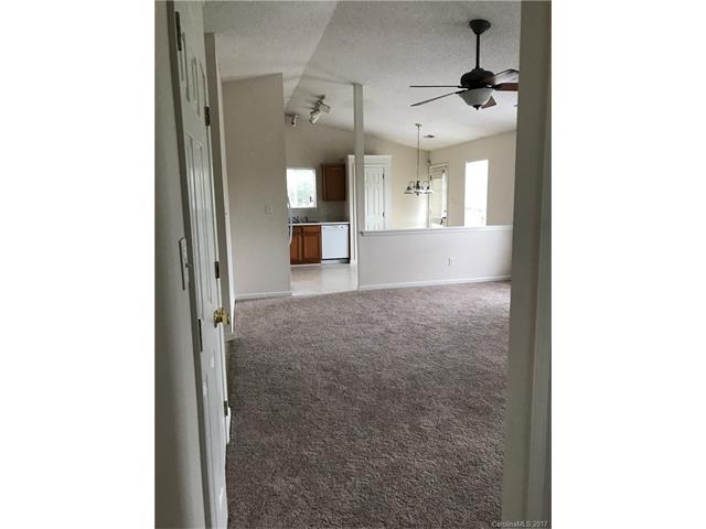 4865 Renfrew Dr, Concord, NC 28027 photo 8