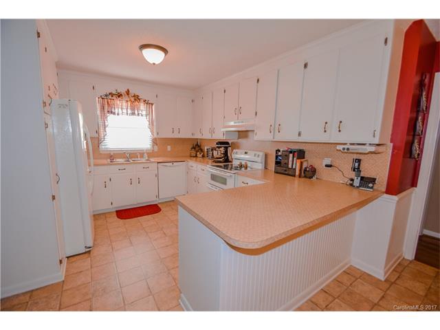 2121 Lancaster Ave, Monroe, NC 28112 photo 12