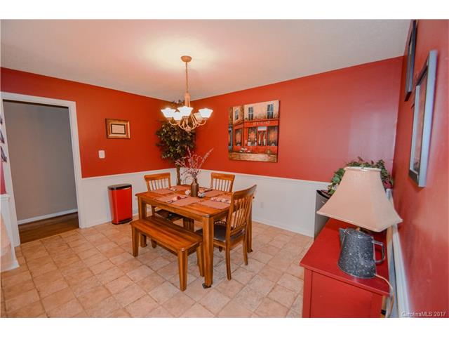 2121 Lancaster Ave, Monroe, NC 28112 photo 10