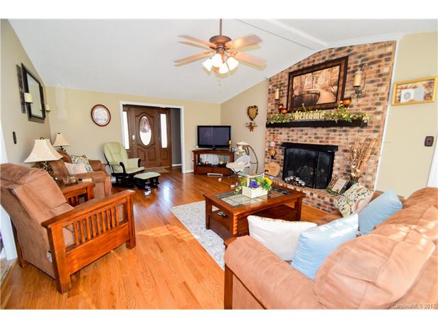 2121 Lancaster Ave, Monroe, NC 28112 photo 9