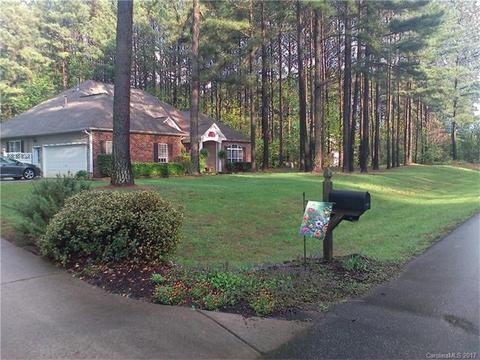 1403 Forest Ridge Dr, Stanley, NC 28164 photo 1