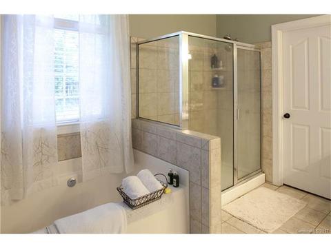 1403 Forest Ridge Dr, Stanley, NC 28164 photo 16