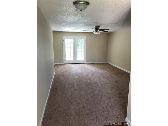 425 Echo Ave, Kannapolis, NC 28081 photo 2