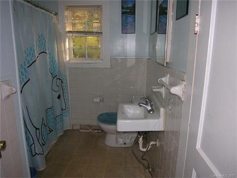 1404 E 11th St, Kannapolis, NC 28083 photo 10