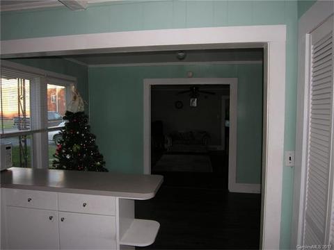 1404 E 11th St, Kannapolis, NC 28083 photo 7
