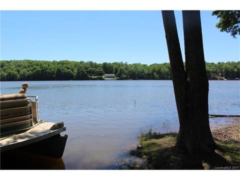 180 Moonlight Dr, Salisbury, NC 28146 photo 2