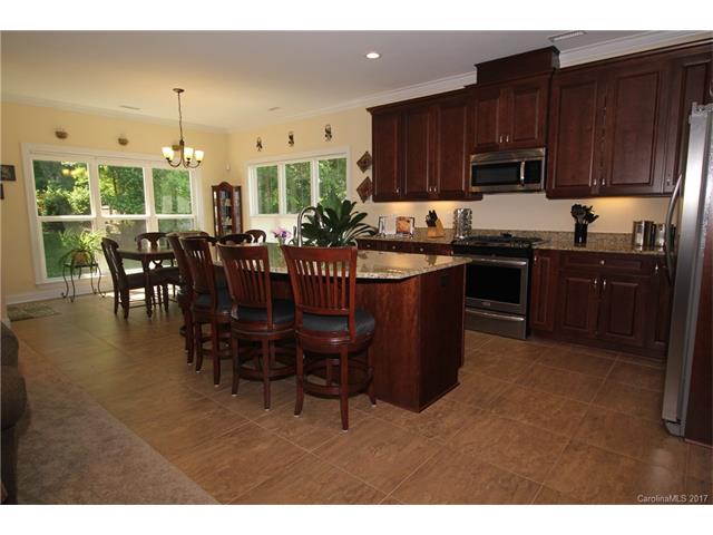 21265 Summerbrook Dr, Cornelius, NC 28031 photo 9