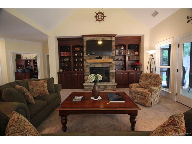 21265 Summerbrook Dr, Cornelius, NC 28031 photo 6