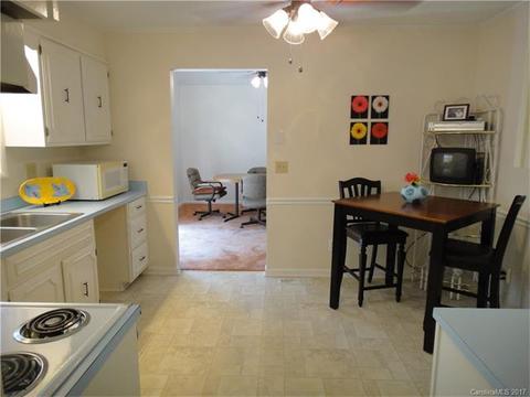 500 Settlement Dr, Midland, NC 28107 photo 8
