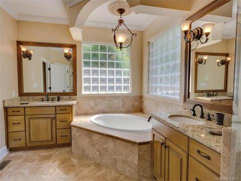 7535 Windaliere Dr, Cornelius, NC 28031 photo 13