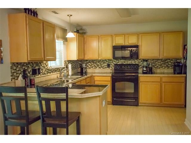 1228 Winding Path Rd, Clover, SC 29710 photo 6