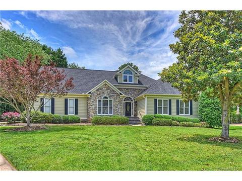 18905 Elm Row Ct, Davidson, NC 28036 photo 1