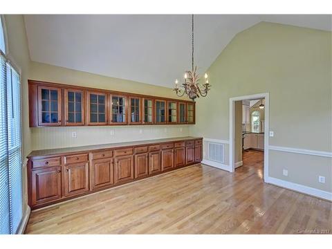 18905 Elm Row Ct, Davidson, NC 28036 photo 3