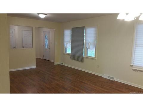 600 9th St, Spencer, NC 28159 photo 4