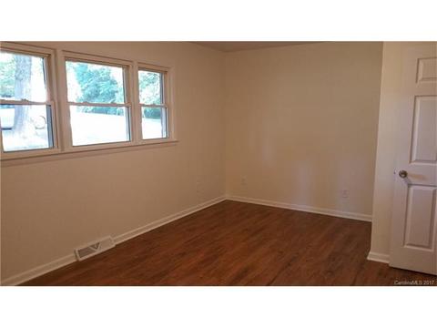 600 9th St, Spencer, NC 28159 photo 17