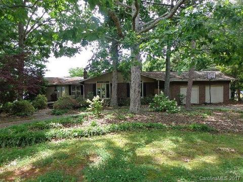 20710 Eastpoint Dr, Cornelius, NC 28031 photo 1