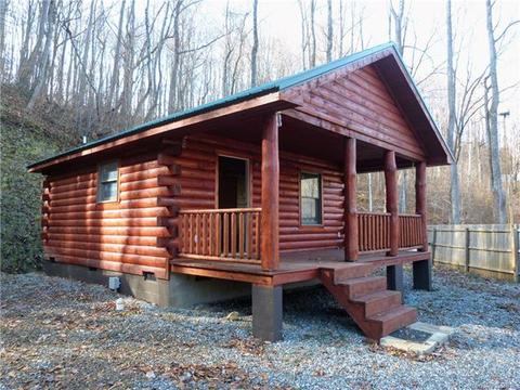 576 Dark Ridge Rd, Sylva, NC 28779 photo 1