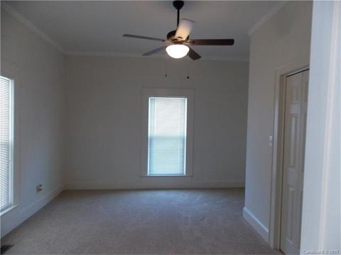 202 3rd Se Ave SE, Hickory, NC 28602 photo 3