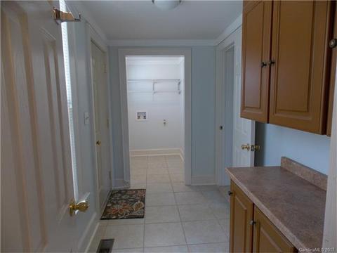 202 3rd Se Ave SE, Hickory, NC 28602 photo 9