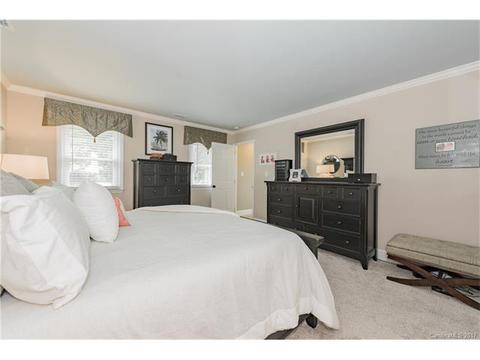 20400 Deep Cove Ct, Cornelius, NC 28031 photo 16