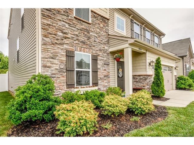 10938 Kingsview Dr, Davidson, NC 28036 photo 2
