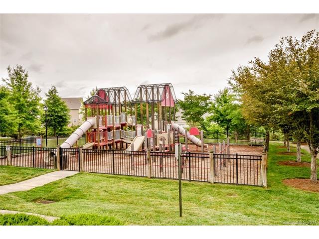 10938 Kingsview Dr, Davidson, NC 28036 photo 21
