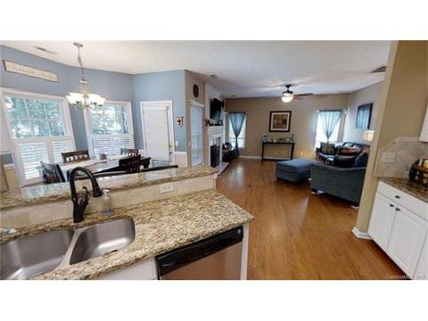 19943 Scanmar Ln, Cornelius, NC 28031 photo 5