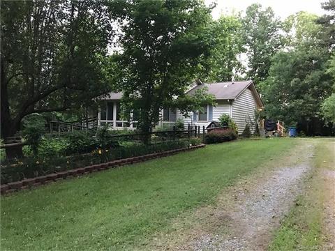 18709 Shearer Rd, Davidson, NC 28036 photo 2