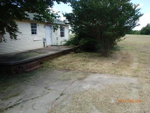 222 Red Hawk Ln, Olin, NC 28660 photo 17