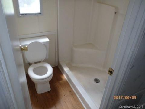 222 Red Hawk Ln, Olin, NC 28660 photo 3
