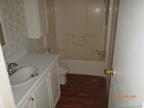 222 Red Hawk Ln, Olin, NC 28660 photo 12