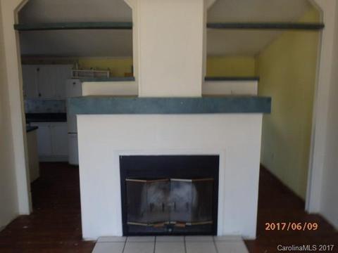 222 Red Hawk Ln, Olin, NC 28660 photo 9