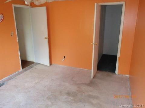 222 Red Hawk Ln, Olin, NC 28660 photo 14