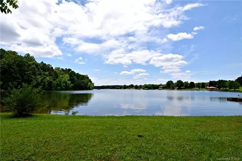 8477 Babe Dr, Terrell, NC 28682 photo 4