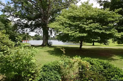 8477 Babe Dr, Terrell, NC 28682 photo 6
