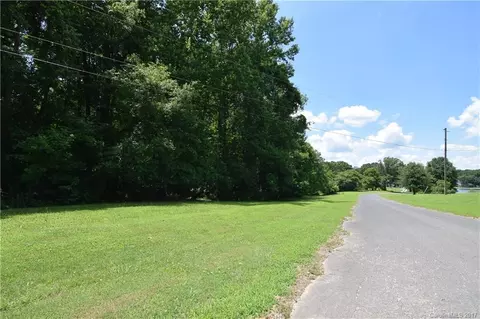 8477 Babe Dr, Terrell, NC 28682 photo 7