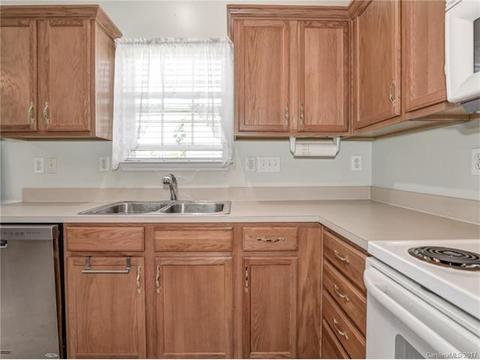 1425 Winthrop Ln, Monroe, NC 28110 photo 8