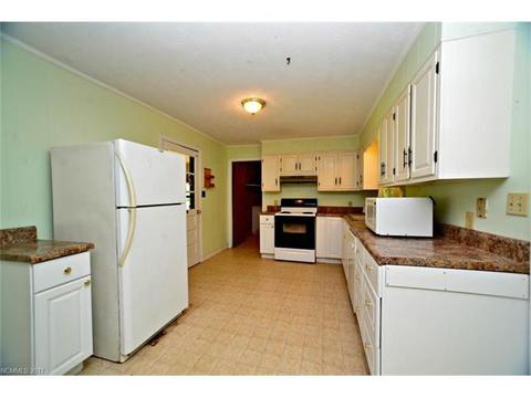 904 Pumpkintown Rd, Sylva, NC 28779 photo 3
