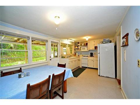 904 Pumpkintown Rd, Sylva, NC 28779 photo 11