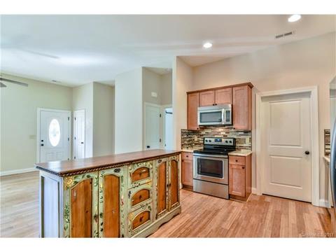 8771 Peninsula Dr, Terrell, NC 28682 photo 11