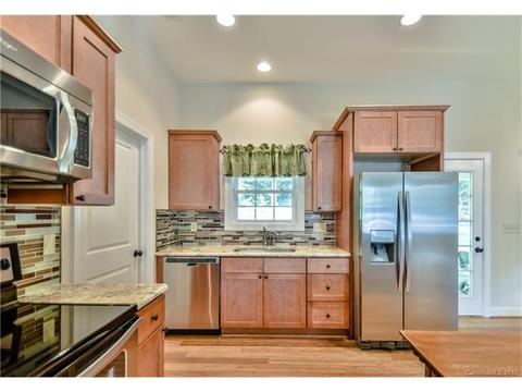 8771 Peninsula Dr, Terrell, NC 28682 photo 12