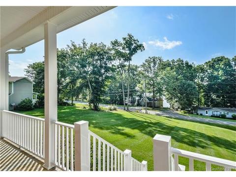 8771 Peninsula Dr, Terrell, NC 28682 photo 3